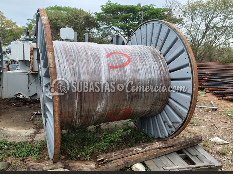 Chatarra de cable de cobre en carretes aprox: 20.000 Kg